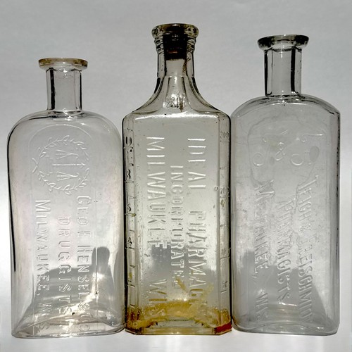Large milwaukee druggist - 3,